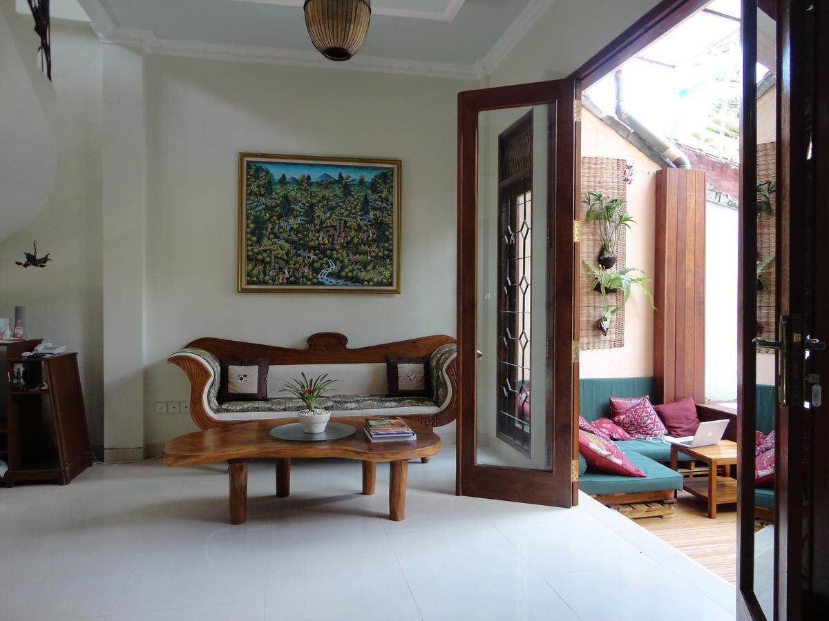 Seminyak Hideaway Hotel Exterior photo